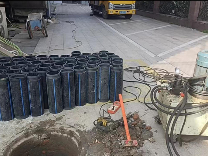 梅河口PE置换管厂家 DN315置换管 非开挖管短管置换